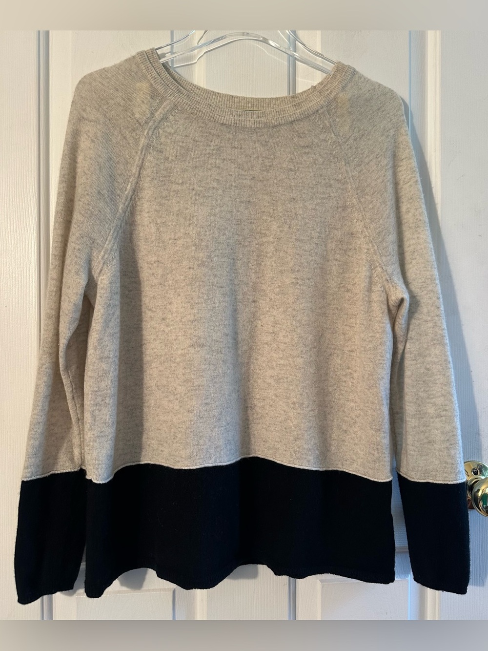 VINCE S 100% Cashmere Capsule Nat Fiber Minimalist Blck Ivory Colorblock Sweater